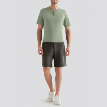 Casual and comfortable crew neck men's pajama set