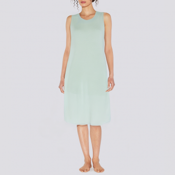 High quality sleeveless soft women's nightgown