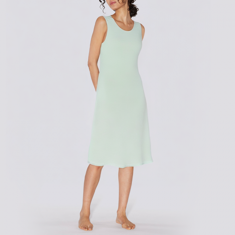 High quality sleeveless soft women's nightgown