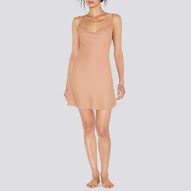 Smooth satin backless women's nightdress