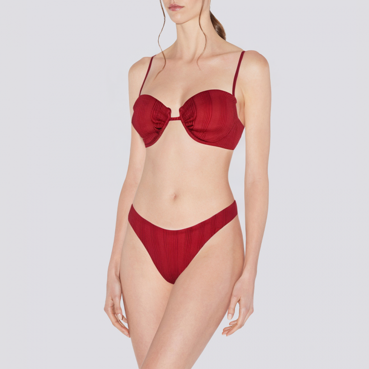 Red ribbed metal buckle women's underwear set