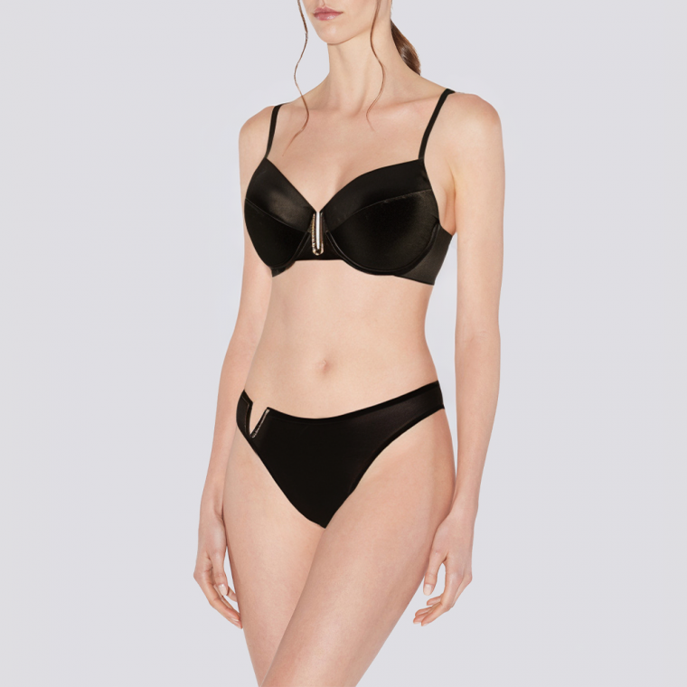 Brand new sexy black women's lingerie set